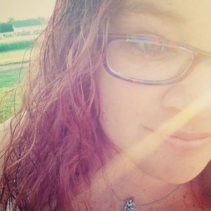 Meet your Posher, Cari